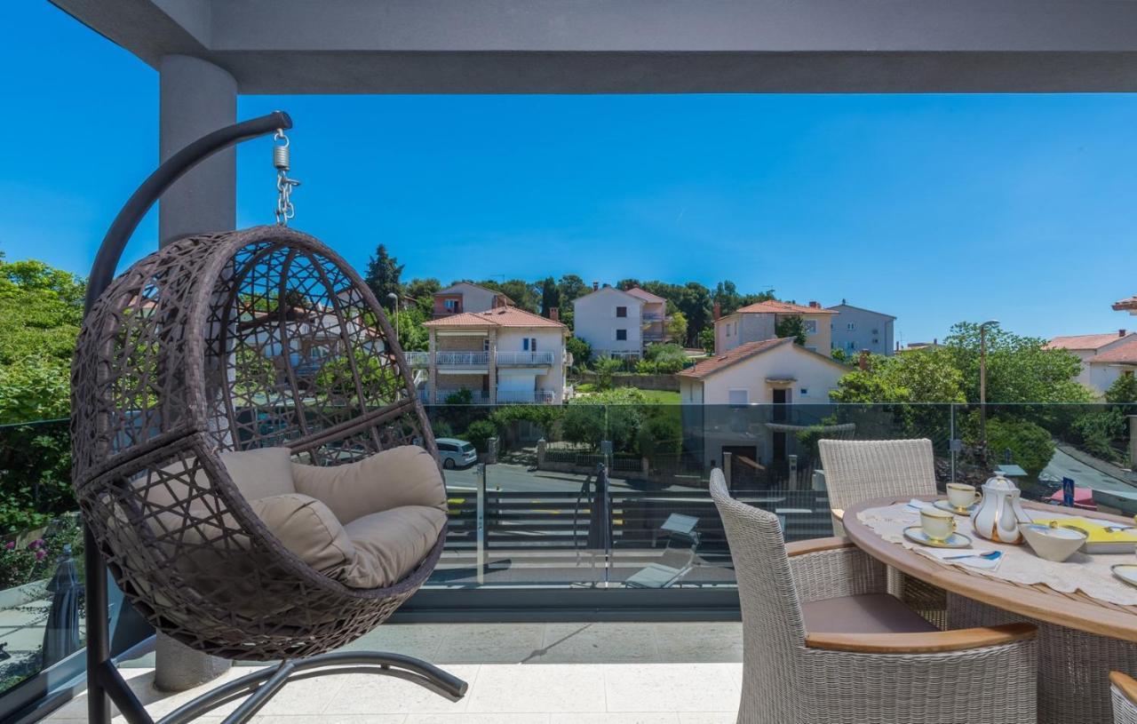 Modern Apartments With Shared Pool Near The Sea プーラ エクステリア 写真